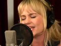 Titre = Duffy - Mercy - Acoustique,
Taille video = 22219 KO,
Date vignette = 21/03/2008,
Cliquer pour lancer la vido.